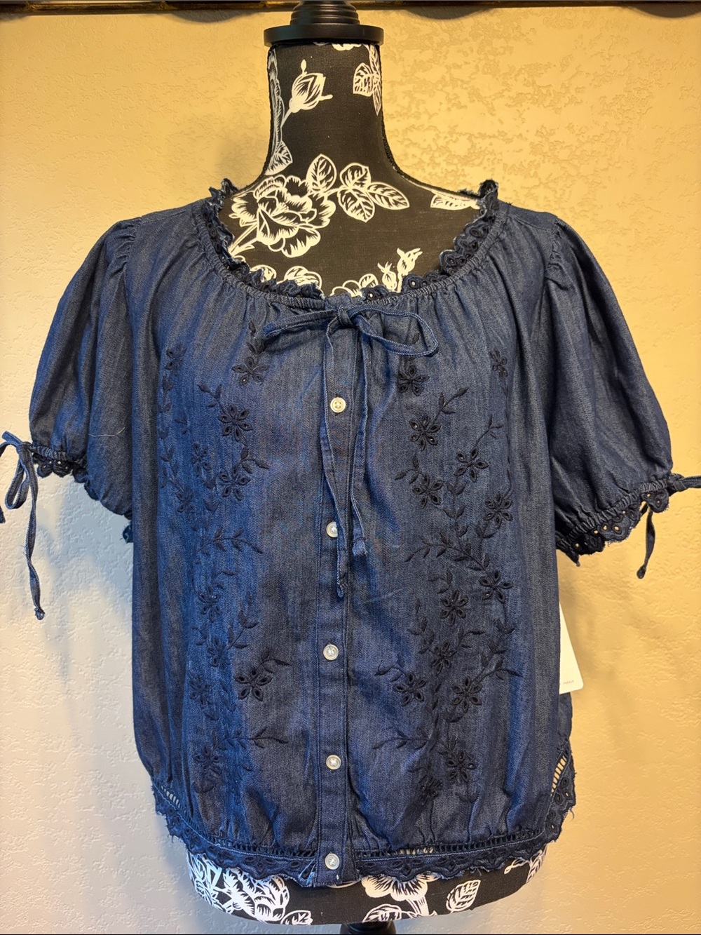 Women's Indigo Embroidered Button-Front Peasant Blouse